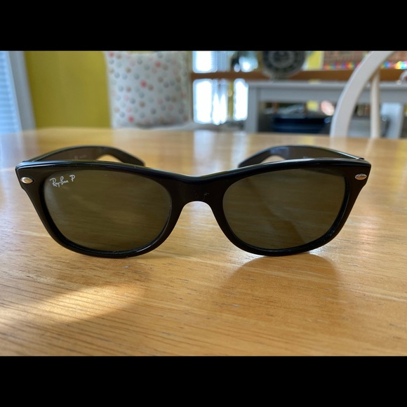 Ray-Ban Polarized Sunglasses - Picture 1 of 7